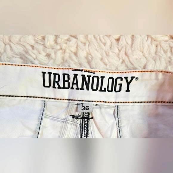 Urbanology Men's Lightweight Plaid Cargo Shorts w/belt - Picture 5 of 6